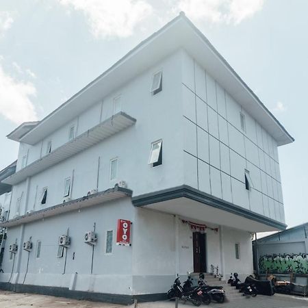 Vaccinated Staff-Oyo 2699 Haven Boarding House Hotel Ambon Exterior photo