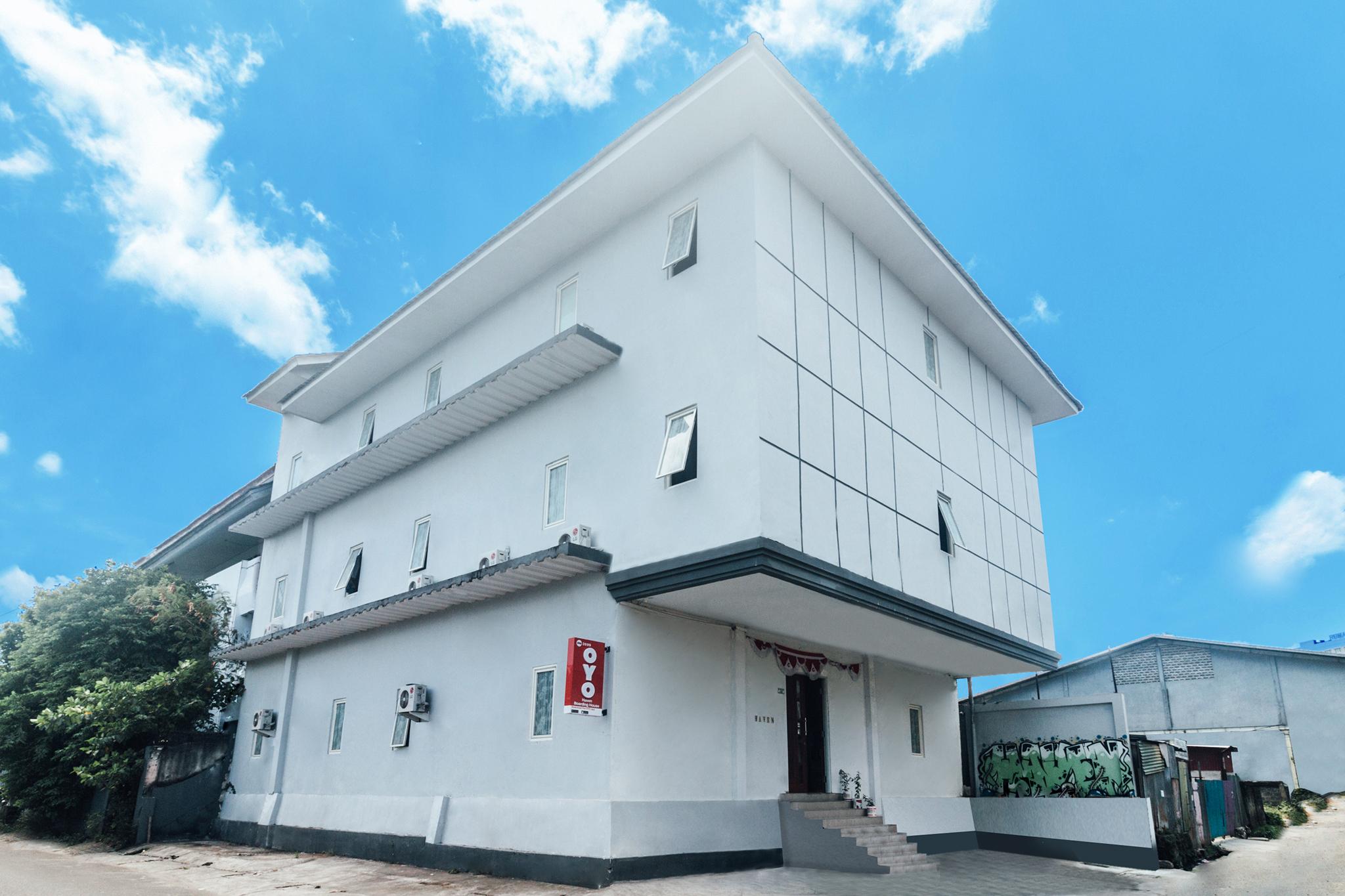 Vaccinated Staff-Oyo 2699 Haven Boarding House Hotel Ambon Exterior photo