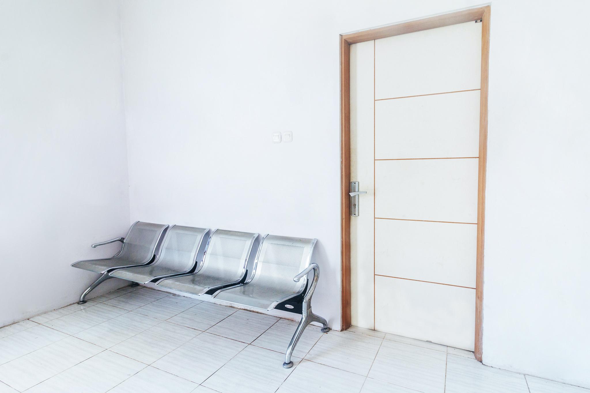 Vaccinated Staff-Oyo 2699 Haven Boarding House Hotel Ambon Exterior photo