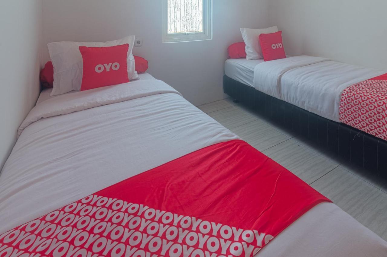 Vaccinated Staff-Oyo 2699 Haven Boarding House Hotel Ambon Exterior photo