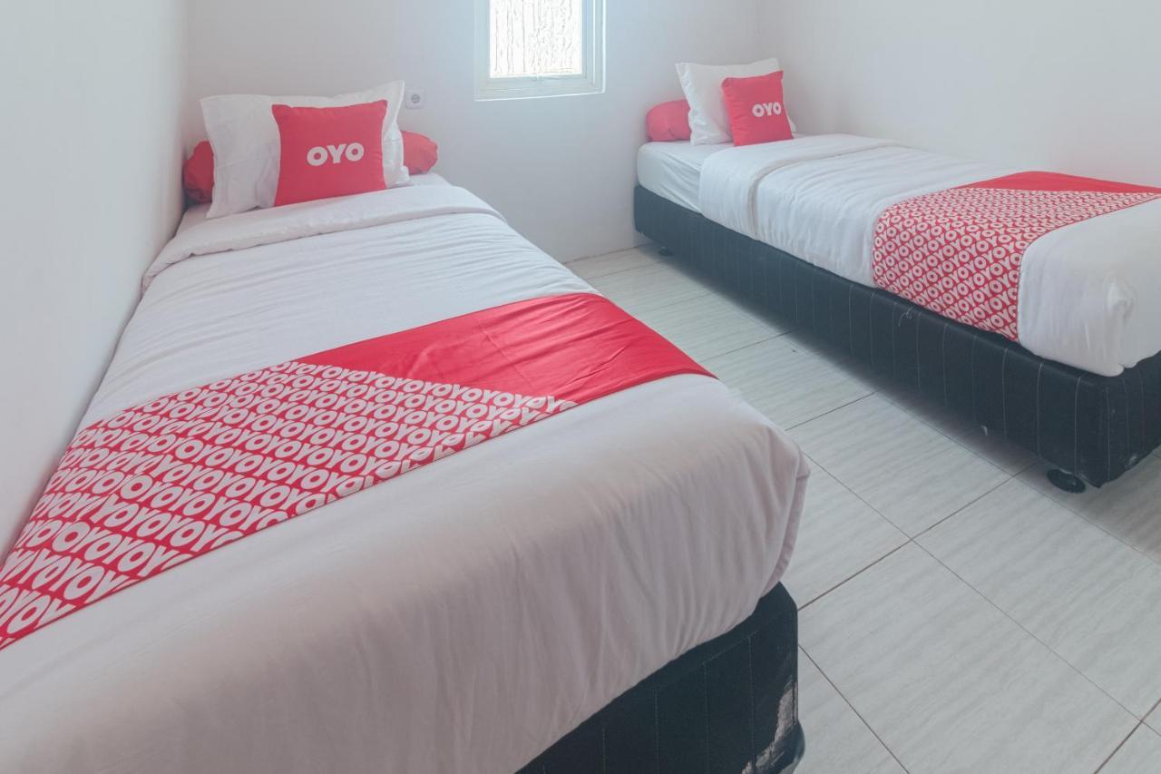 Vaccinated Staff-Oyo 2699 Haven Boarding House Hotel Ambon Exterior photo